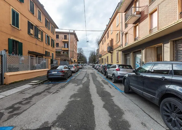 Guesthost - Bolognina Casa Nicolo' Apartment *