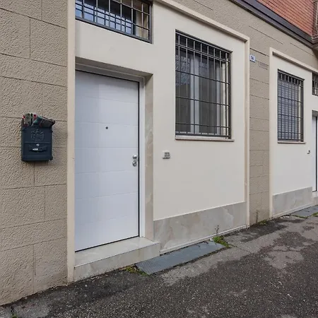 Guesthost - Bolognina Casa Nicolo' Bolonya